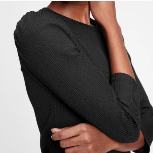 GAP Ribbed Puff Sleeve Dress - Picture 3 of 8